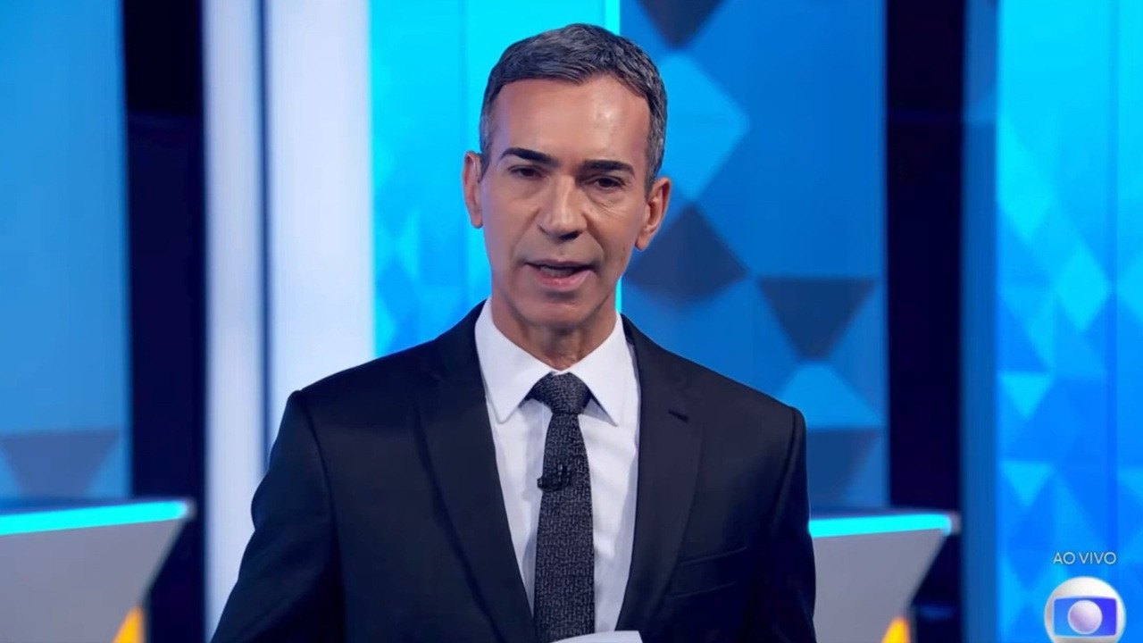 César Tralli explica cancelamento do debate e lê posição da Globo no JN