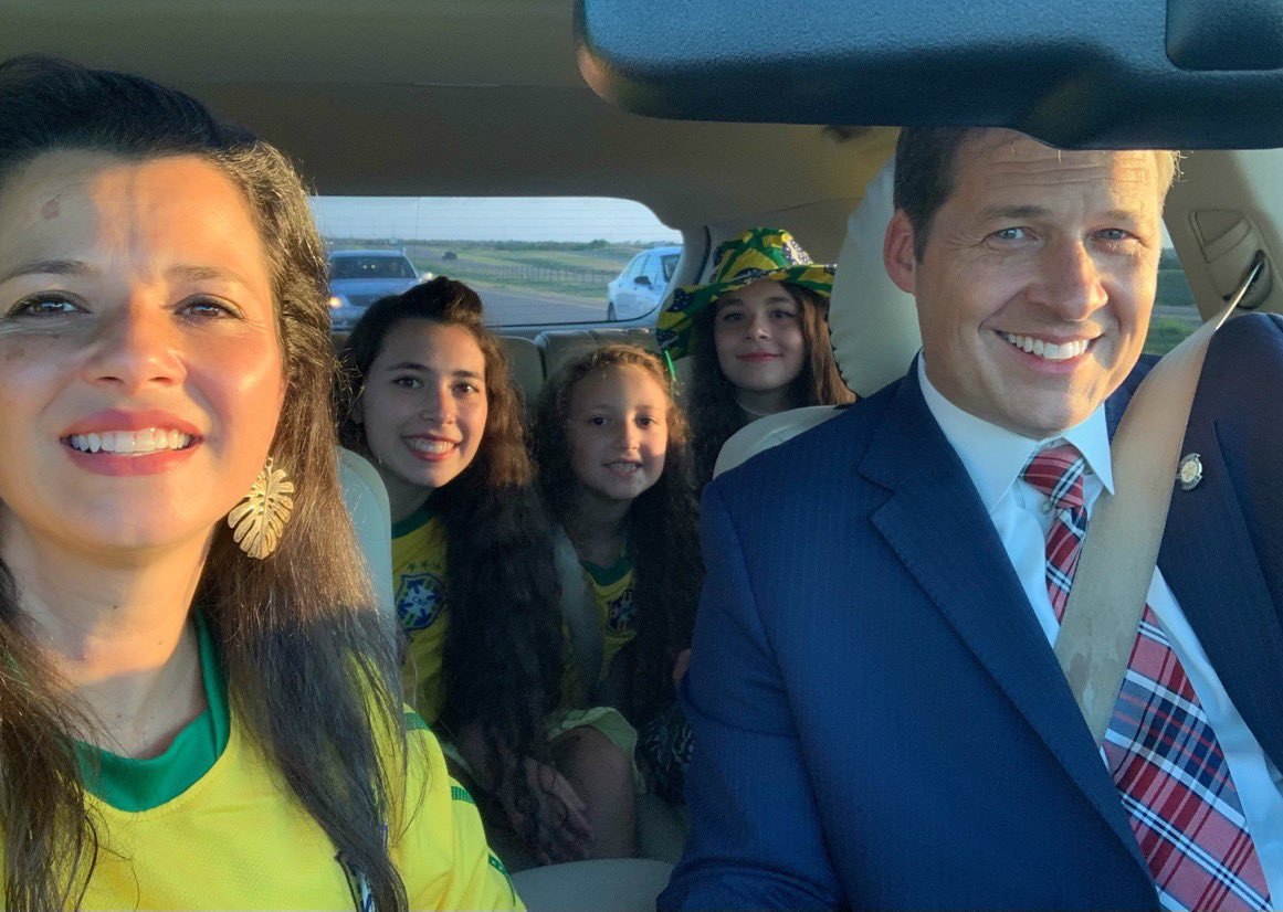 Oração atribuída a Shane Jett pede proteção às eleições no Brasil