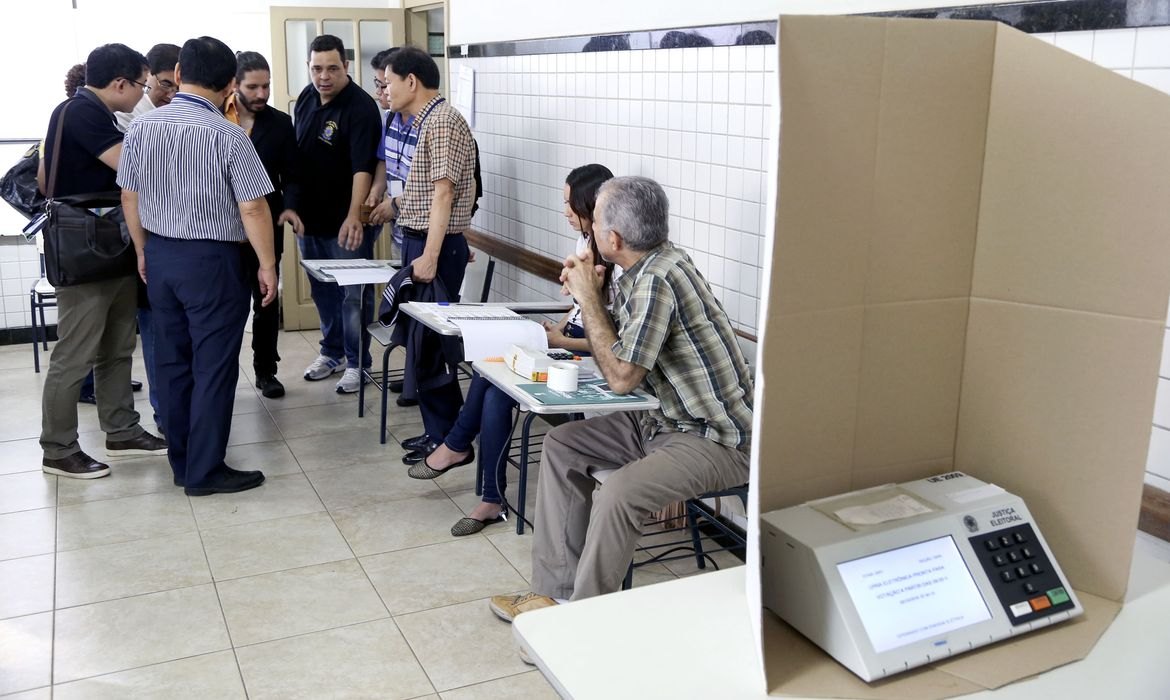 Relato de eleitora sobre identificação de urna em Goiânia não foi confirmado