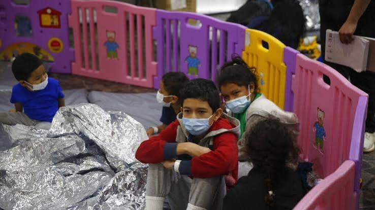 Governo dos EUA planeja equipe de advogados para crianças imigrantes desacompanhadas