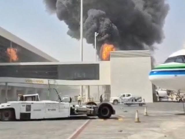 Indiano ferido em ataque ao aeroporto de Riad morre, informa embaixada