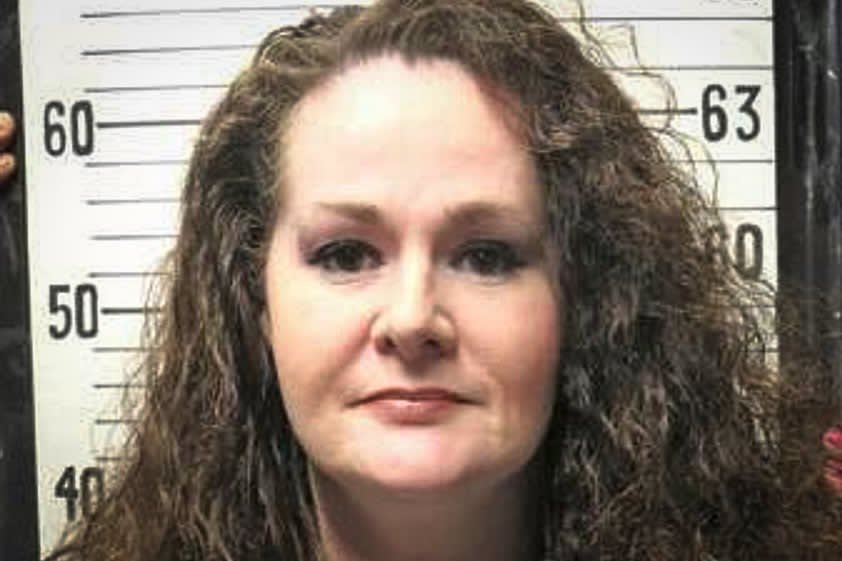 Condenada Christa Pike recebe alta hospitalar no Tennessee