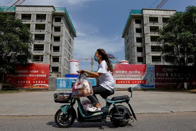 Economia enfraquecida da China reduz oportunidades e frustra uma geração de jovens