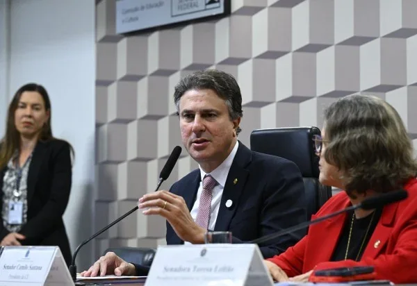Redução da maioridade penal divide bancada do PT no Senado