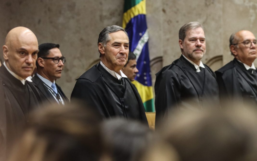 Investigação revela voos de ministros do STF em jatinhos de Daniel Vorcaro