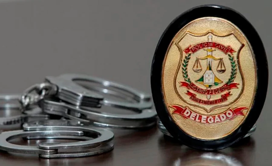 Gravação revela ameaça de denúncia forjada e leva caso à delegacia