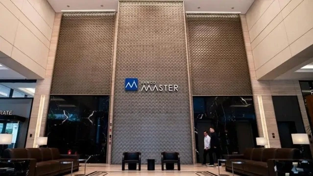 Banco Master revela pagamentos de R$ 59 milhões a Temer, Mantega e cúpula política