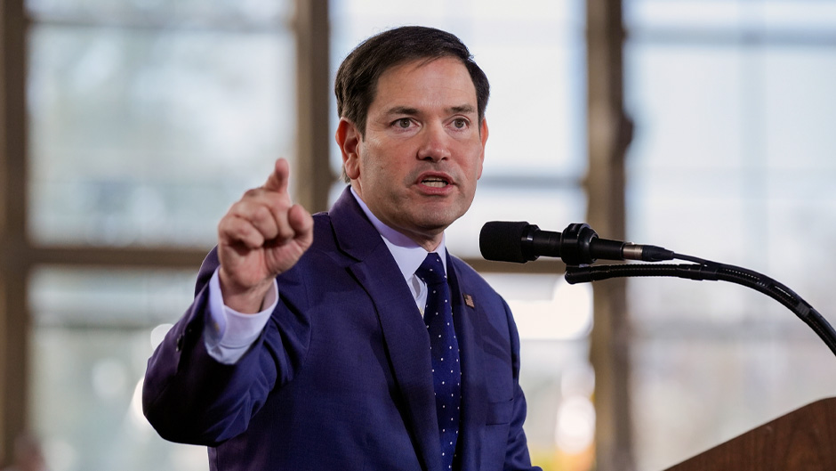 Marco Rubio coloca Brasil ao lado de Cuba e Venezuela em depoimento no Senado dos EUA