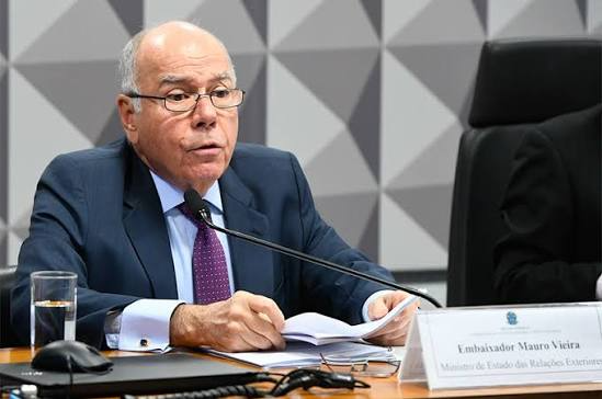 Itamaraty Admite à Câmara Risco de Uso de Força Militar dos EUA no Brasil