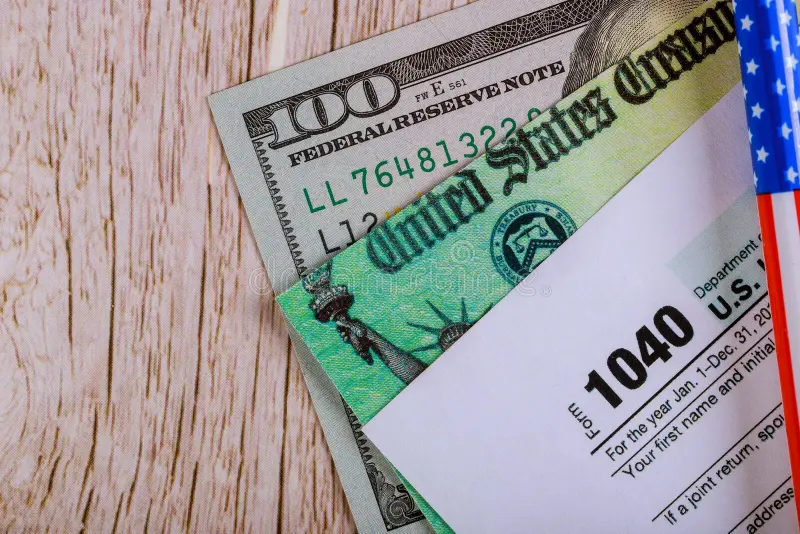 IRS Propõe Restrição de Créditos Tributários Reembolsáveis para Imigrantes nos EUA